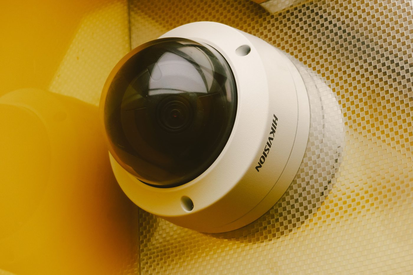 Caméra dôme de vidéosurveillance HIKVISION